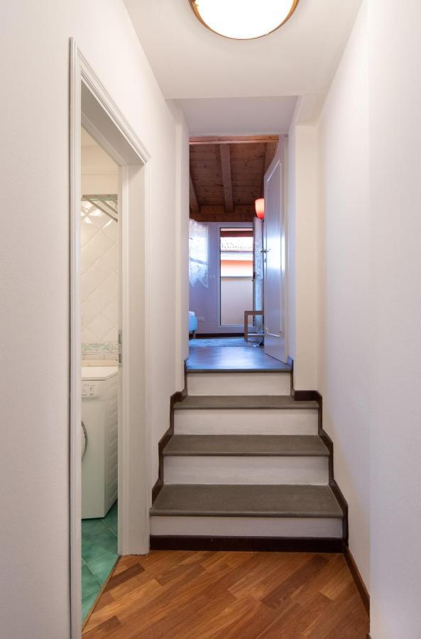 Apartment Housmart Tovaglie 9 Int. 6 *